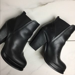 Ankle boots